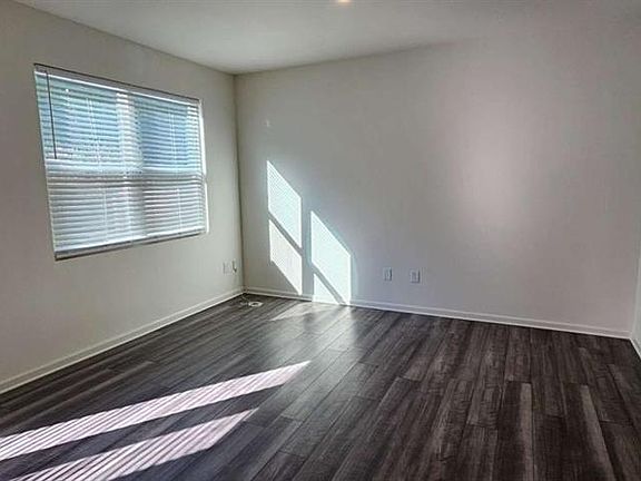 5th image of 3488 Cardinal Dr