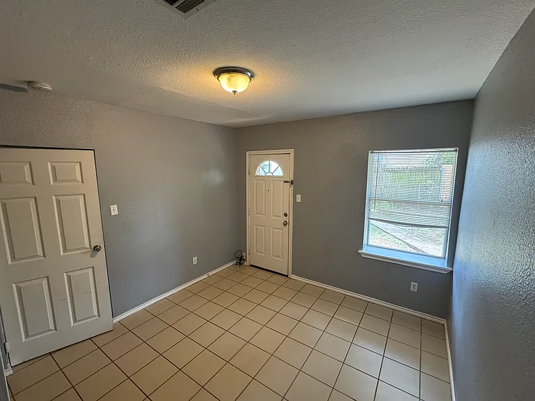3850 Mount Ranier St #3850 — Photo 6
