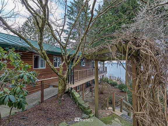 3rd image of 2913 Thoren Shores Dr SW