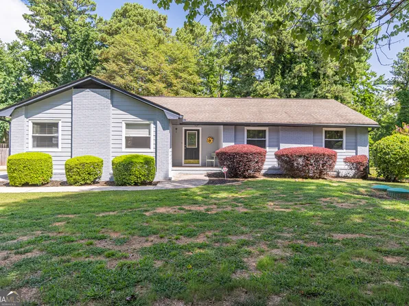 1241 Sommerset Dr, Lawrenceville, GA 30043