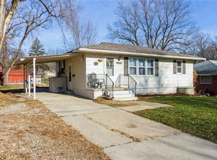 1117 Carrie Ave, Des Moines, IA 50315