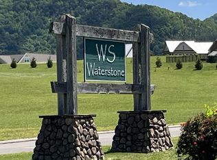 124 Waterstone Dr, Benton, TN 37307