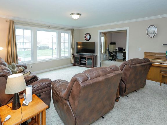 1382 Darlington Trails-104