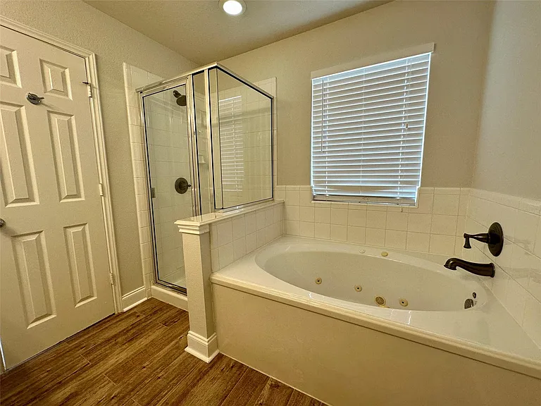 16130 Limestone Lake Dr — Photo 17