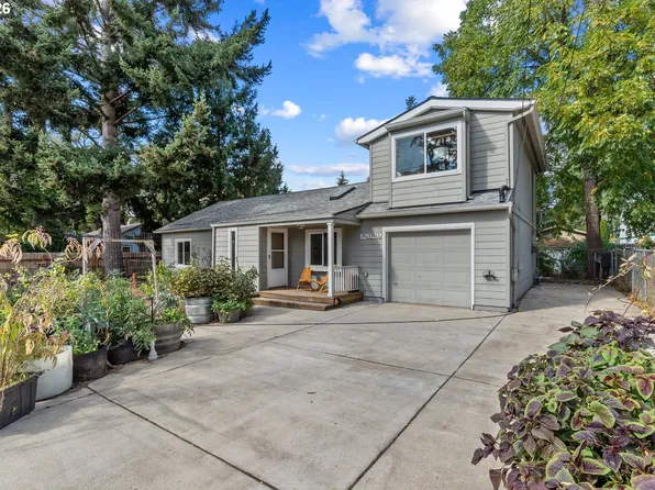12629 SE Reedway St, Portland, OR 97236