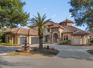 437 Admiral Ct, Destin, FL 32541