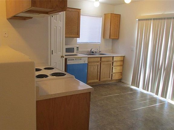 3rd image of 1796 Coronado Dr