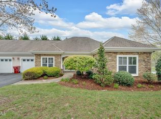 211 University Pkwy #16, Johnson City, TN 37601