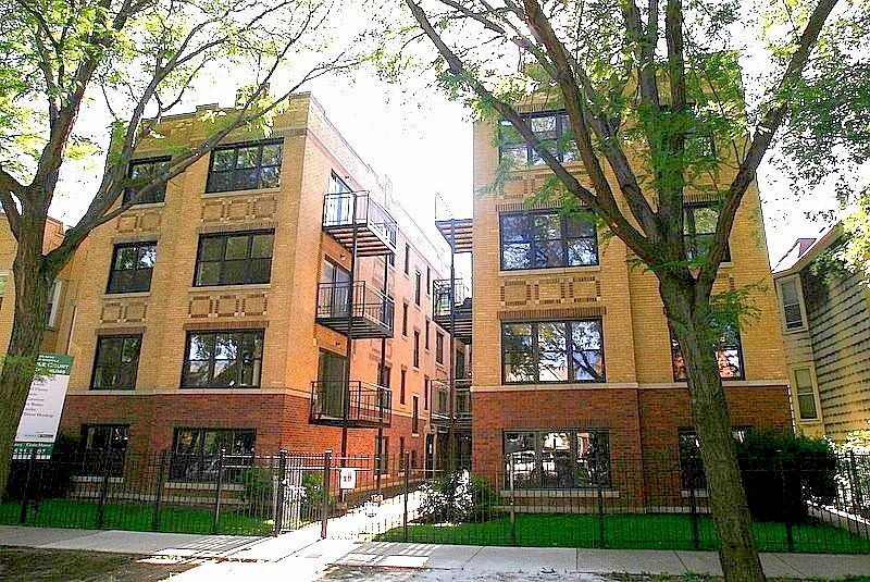 1st image of 4226-30 N Whipple St #3E