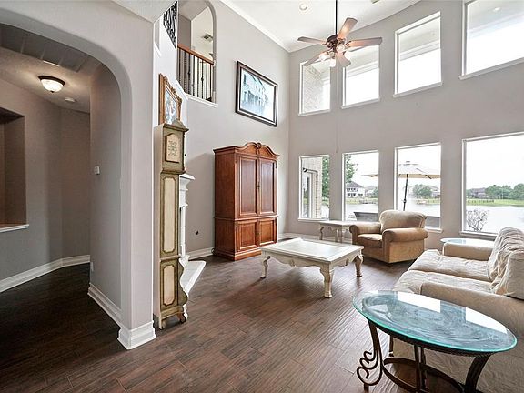 5th image of 1514 Crystal Meadow Pl