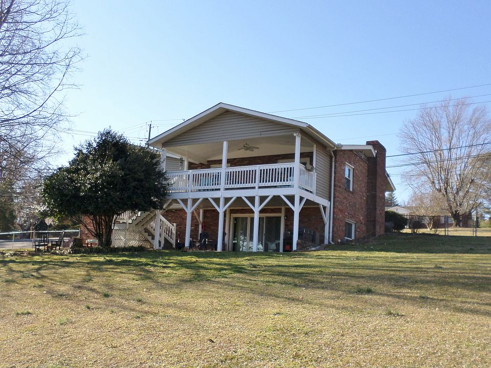 1st image of 8120 Corteland Dr
