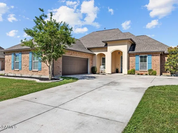 304 Brianna Ln, Broussard, LA 70518