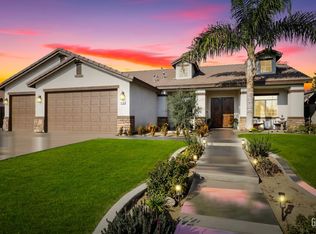 10108 Silverthorne Dr, Bakersfield, CA 93314