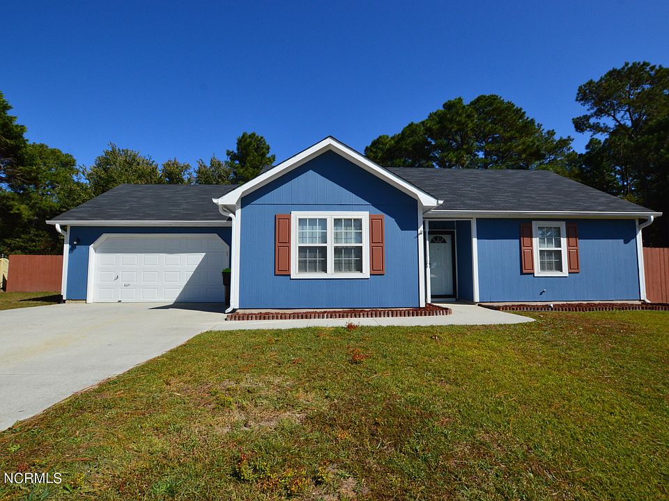 1st image of 215 Parnell Rd