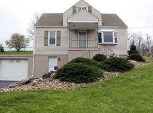 1068 Lynn Portal Rd, Washington, PA 15301