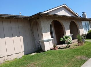 16542 Sabot Ln, Huntington Beach, CA 92647