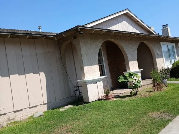 16542 Sabot Ln, Huntington Beach, CA 92647