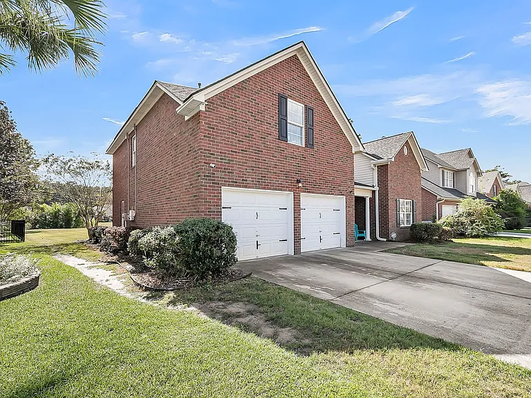 8725 Evangeline Dr — Photo 38