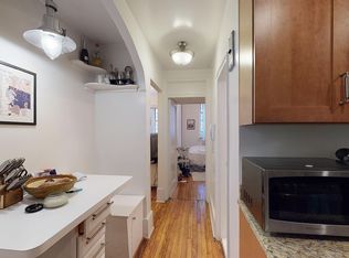 107 W 68th St APT 4F, New York, NY 10023