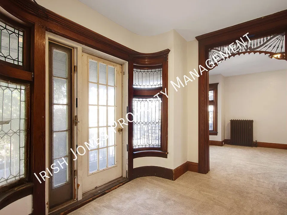 7 Seneca Parkside