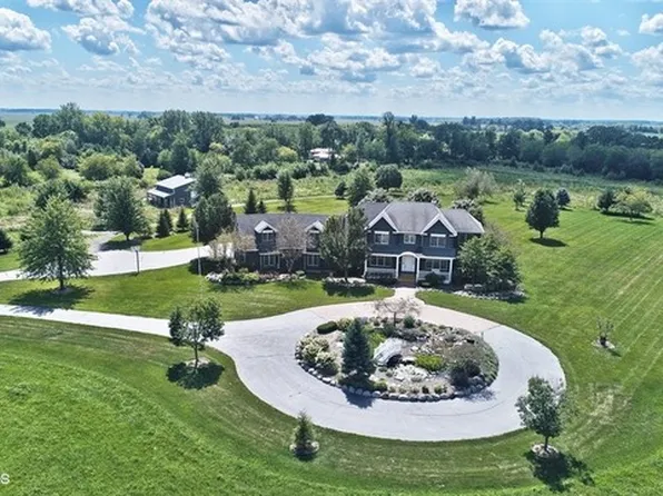 9N890 Chapman Rd, Hampshire, IL 60140