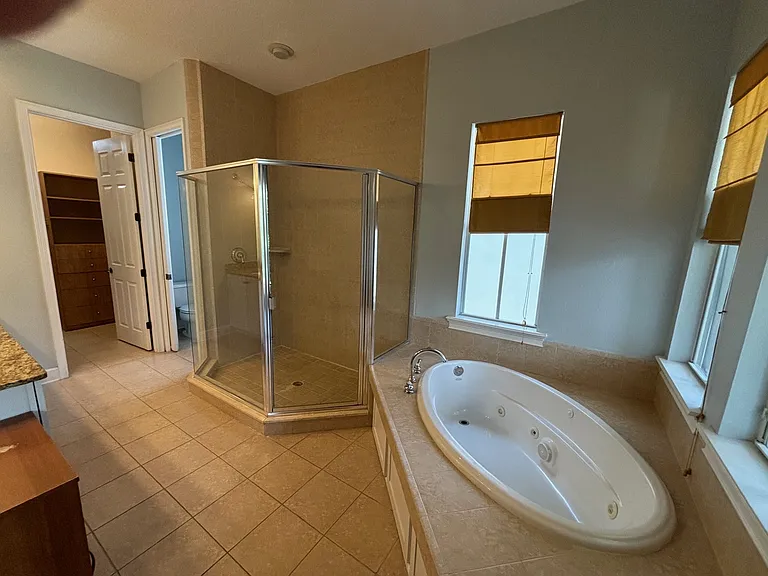 3106 W San Miguel St — Photo 8