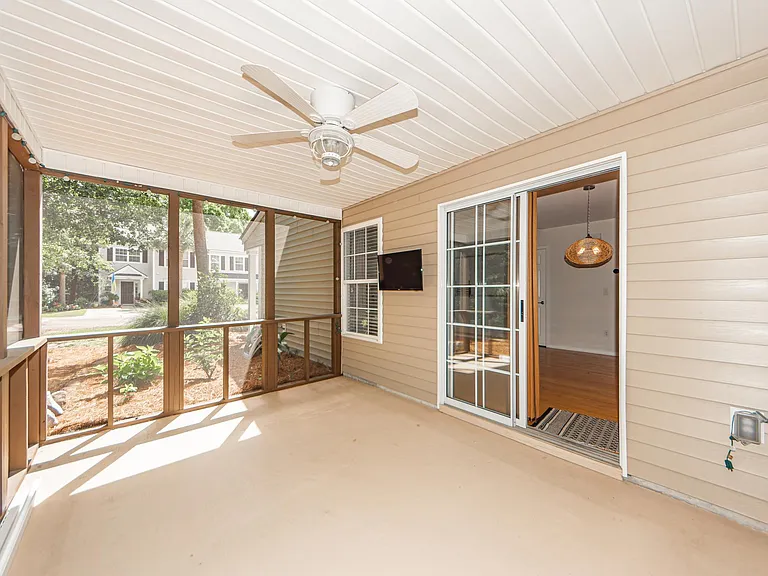 1005 Summerhaven Pl #F — Photo 30