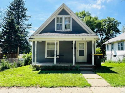 2419 S Cedar St, Sioux City, IA, 51106
