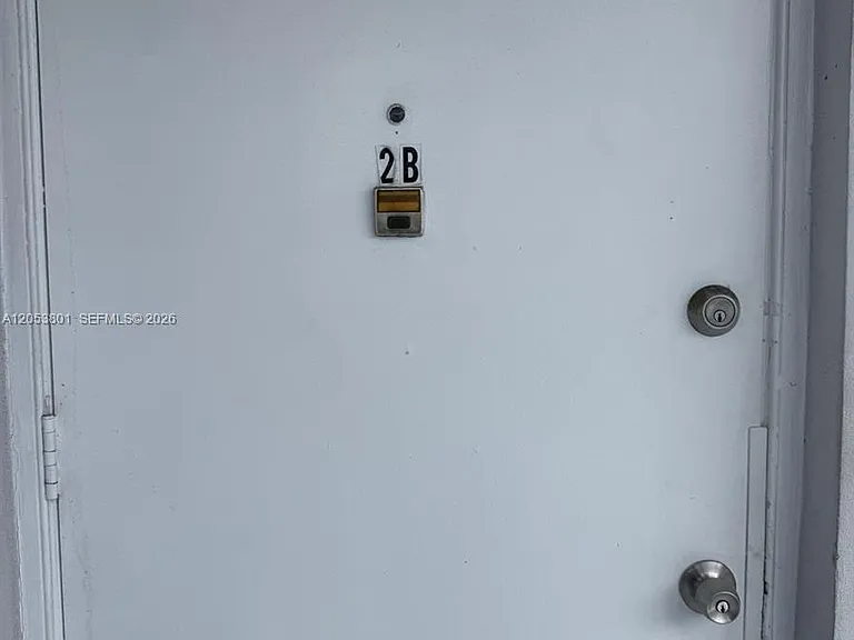 2435 Van Buren St #2B — Photo 3