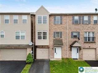 2460 Gillian Ln, Easton, PA 18040