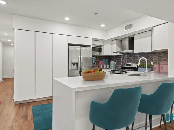 Wellesley Ten by Wiseman