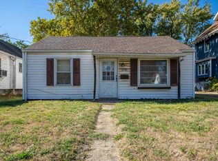 2137 N Prospect Rd, Peoria, IL 61603