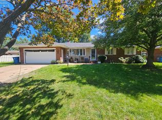 811 Lee Ave, Pt Clinton, OH 43452