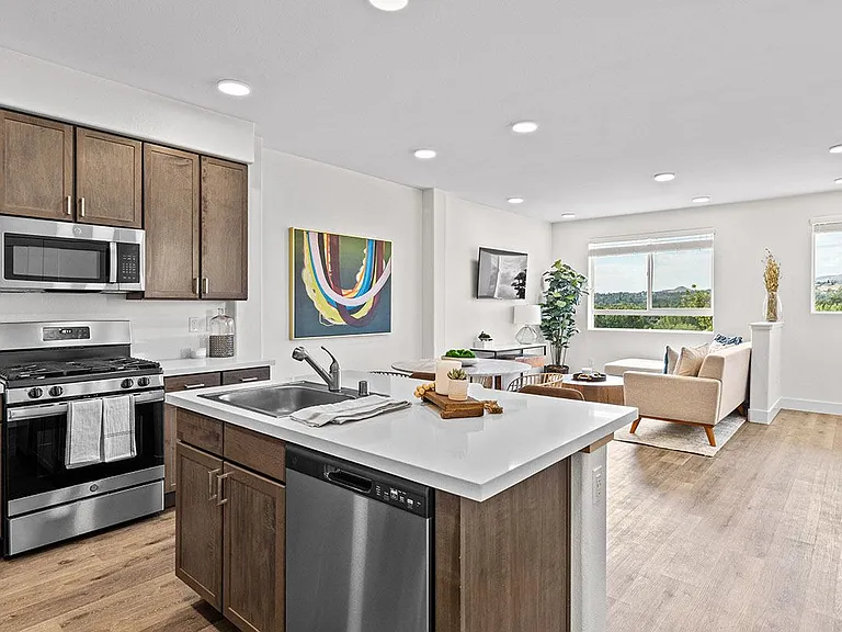The Retreat Luxury Apartments — Photo 18