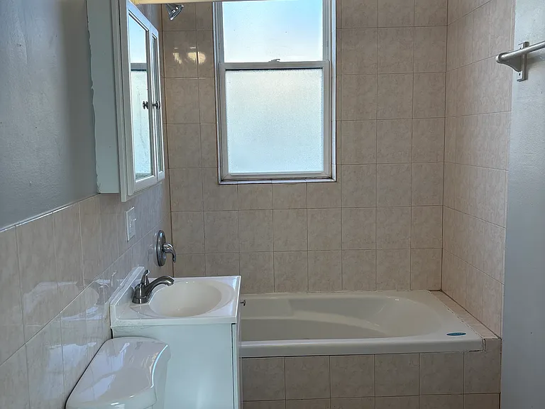 7134 S Cornell Ave #2 — Photo 5