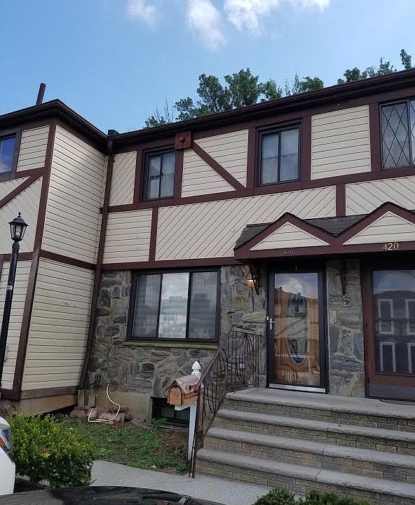1st image of 418 Hawthorne Ave