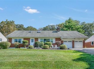 10 Van Duzer Dr, Poughkeepsie, NY 12603