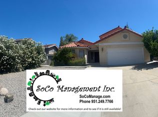 22701 Cascade Dr, Canyon Lake, CA 92587