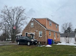 3869 Lockport Olcott Rd, Lockport, NY 14094