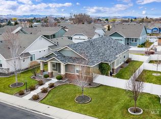 3725 S Teakwood Dr, Nampa, ID 83686