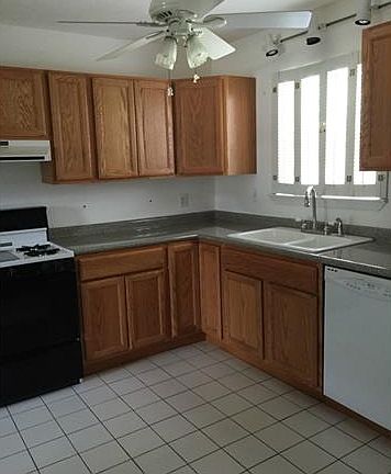 3rd image of 3306 Loyola Dr