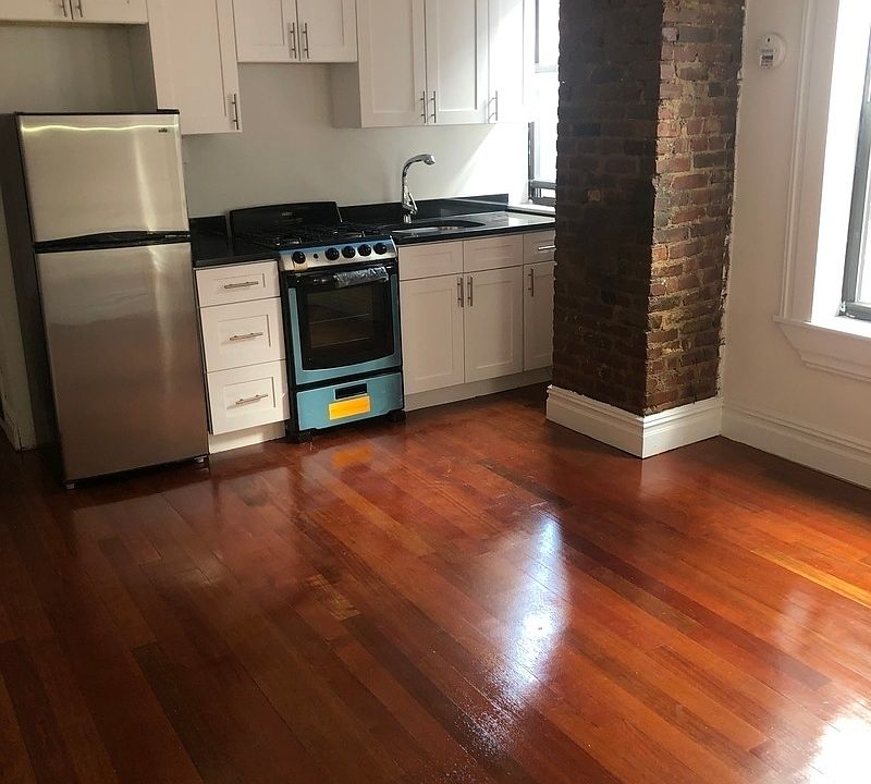 1st image of 214 E 82nd St #18H