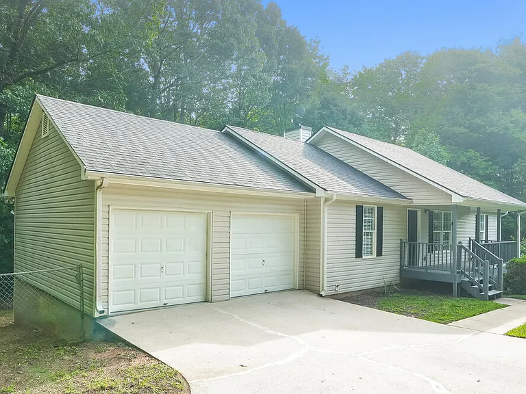 8889 Timmons Cir — Photo 2