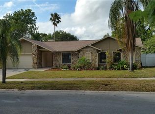 981 Cardigan Ln, Palm Harbor, FL 34683