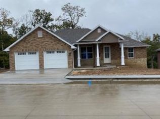 719 Sardonyx Dr, Jefferson City, MO 65109