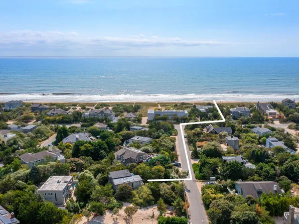 16 Ocean Ln, East Hampton, NY 11937