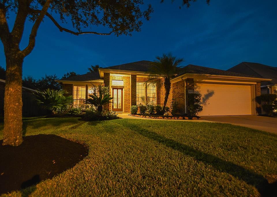 1st image of 7607 Golden Thistle Ln