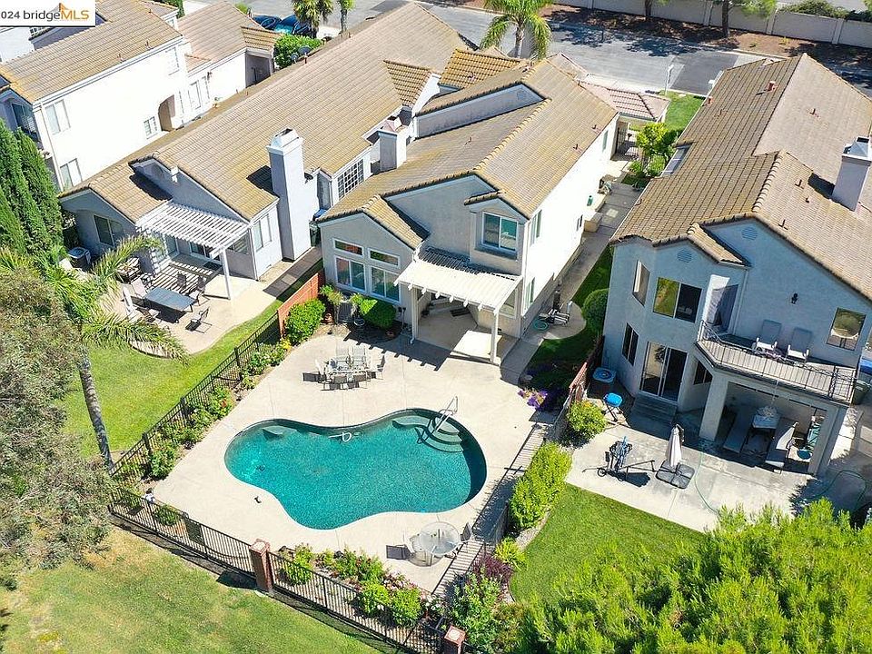 1st image of 2867 Cherry Hills Dr