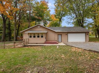 7660 N Grapevine Ln, New Carlisle, IN 46552