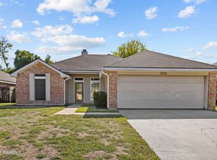 506 Pear Tree Cir, Broussard, LA 70518